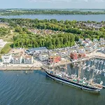 2 Bedroom Gorgeous Apartment In Luebeck Travemuende